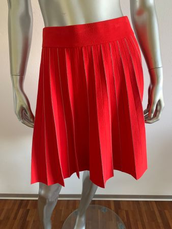 AKRIS: Lässiger roter Rock mit bequemem Gummibund, 36