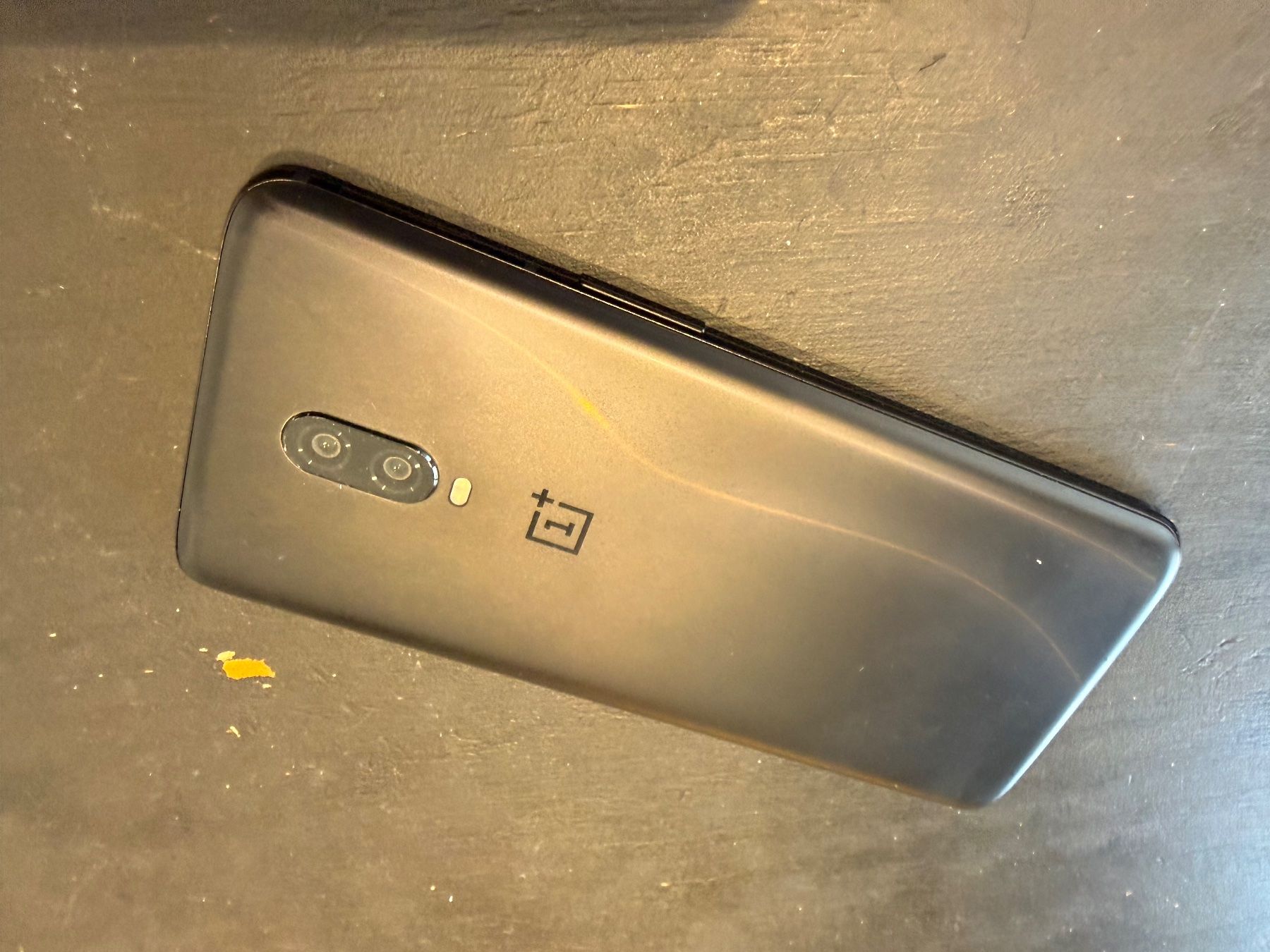 OnePlus Telefoni cellulari / Smartphones: OnePlus 6T 128GB – Usato da Siebnen venduto da icrservicesolutions 2