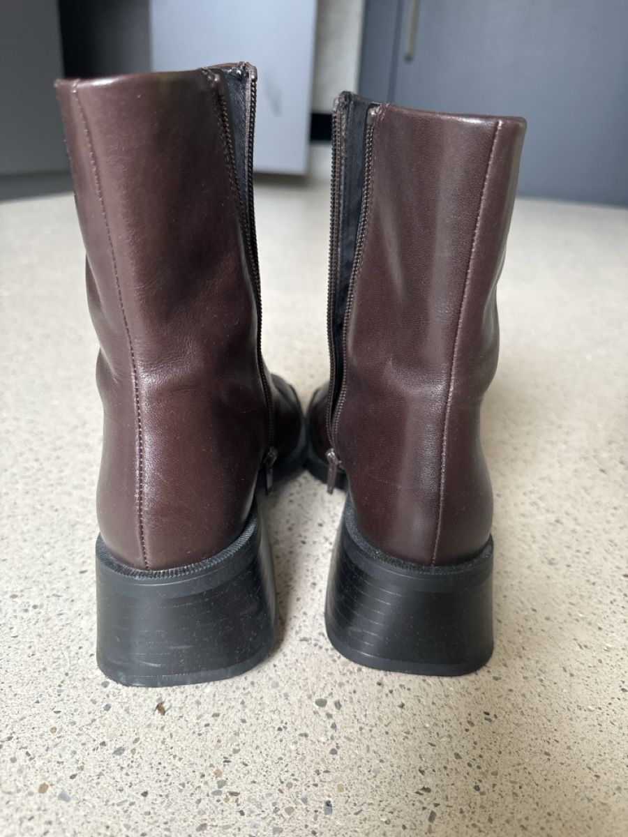 Vagabond Damenschuhe: Vagabond Stiefel wie Neu – Neu (gemäss Beschreibung) aus Thalwil von marinamali 2