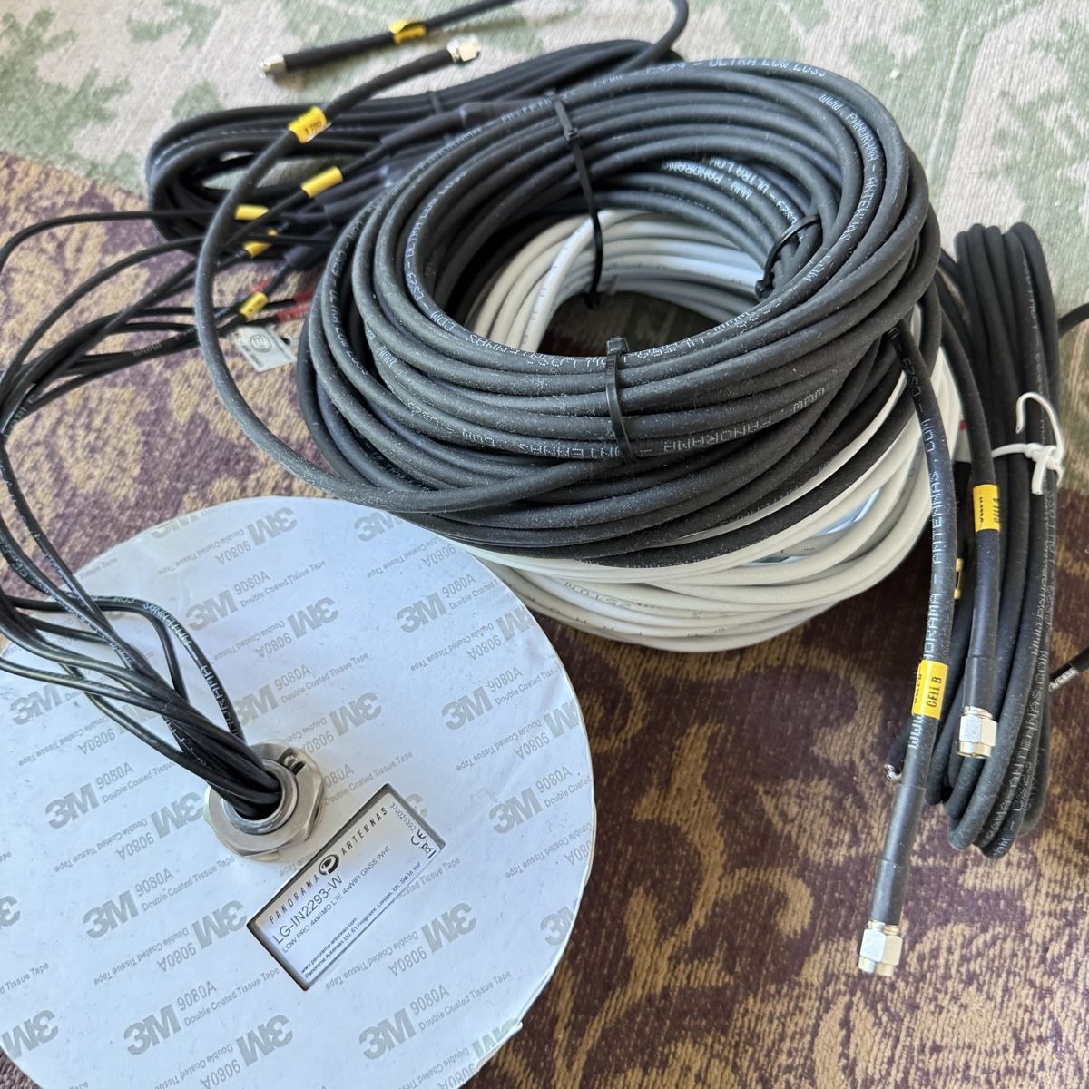 Antenne GPS: Panorama Antennas LG-IN2293 weiss  – Nuovo (secondo la descrizione) da Zürich venduto da Yemine