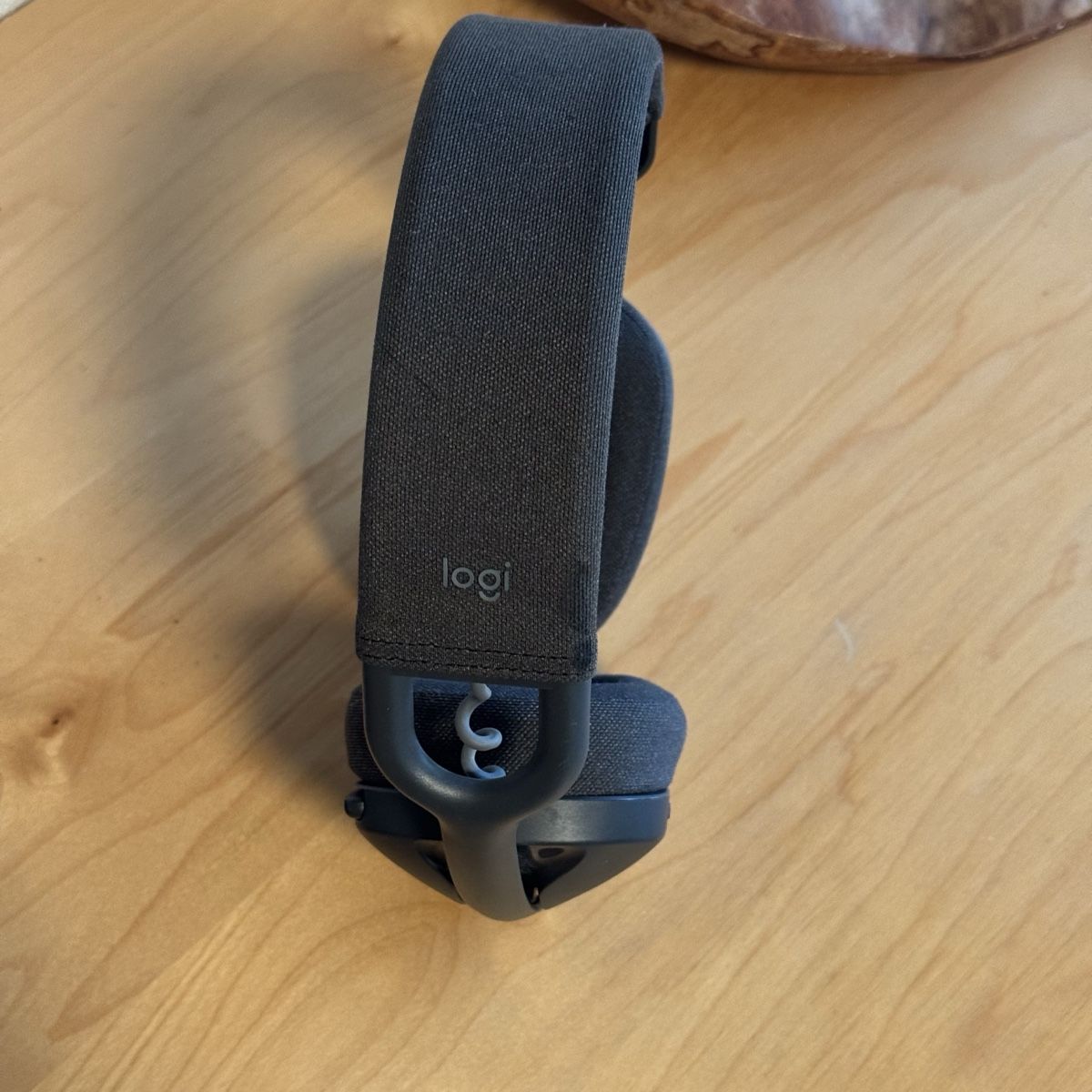 Logitech Cuffie: Logitech Zone Vibe 125 Wireless Headset  – Nuovo (secondo la descrizione) da Rümlang venduto da vla_9g7d 1