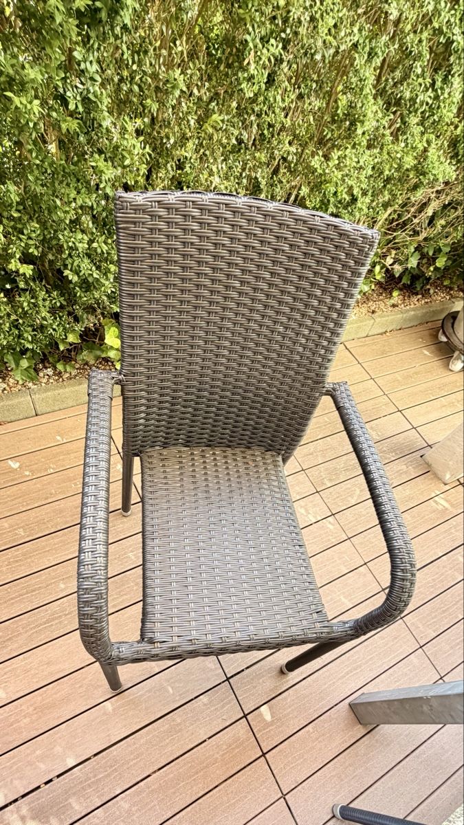 Tische: Gartentisch mit 6 Stühlen  guter Zustand – Gebraucht aus Luzern von Diga7 3
