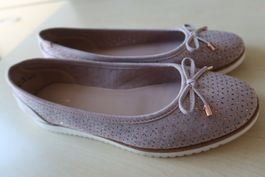 Damenschuhe Grösse 40, mit Gltzereffekt