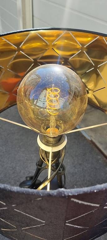 Lampes: Stehlampe mit Glühbirne – D'occasion à St. Gallen par Marianal123 1