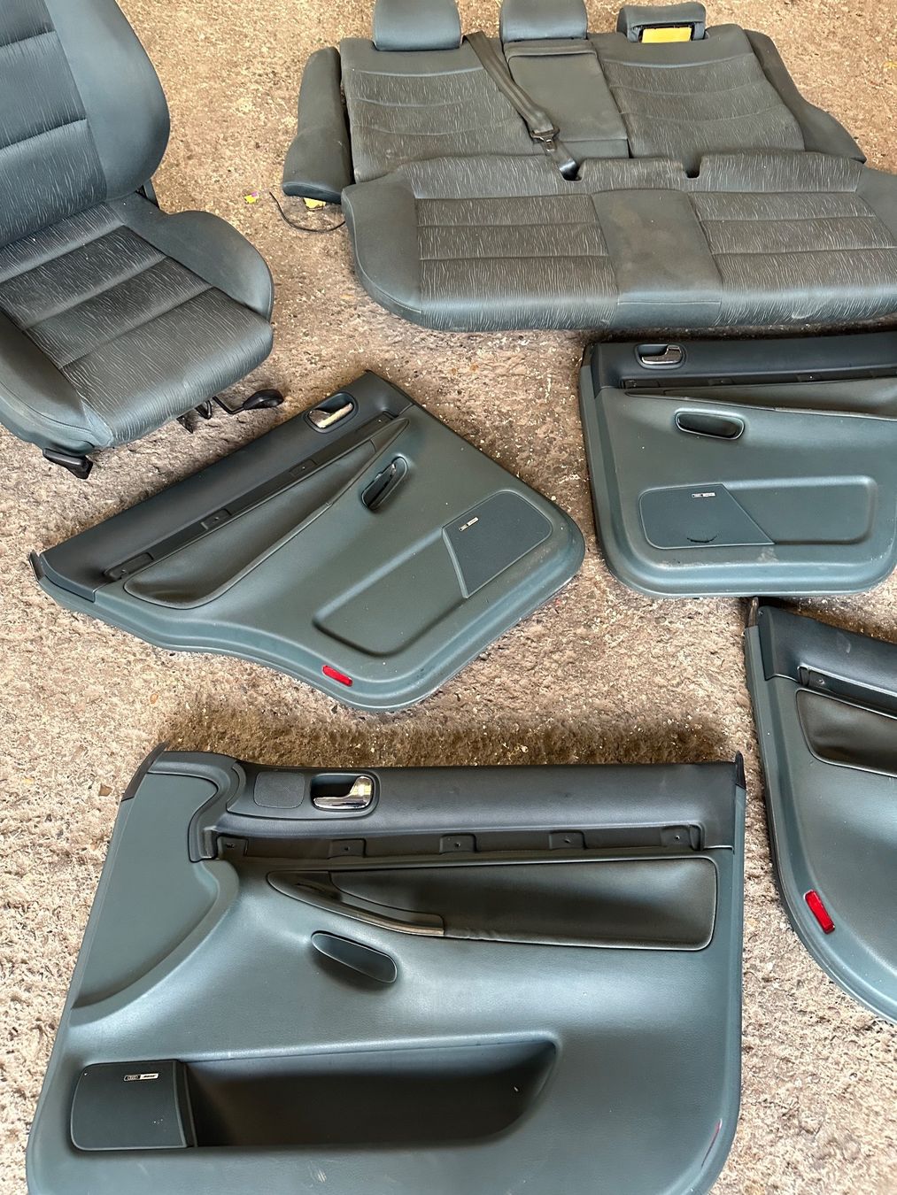 Audi Alle Autoersatzteile: Audi A4 B5 Avant Innenausstattung – Gebraucht aus Oetwil am See von CarParts 4