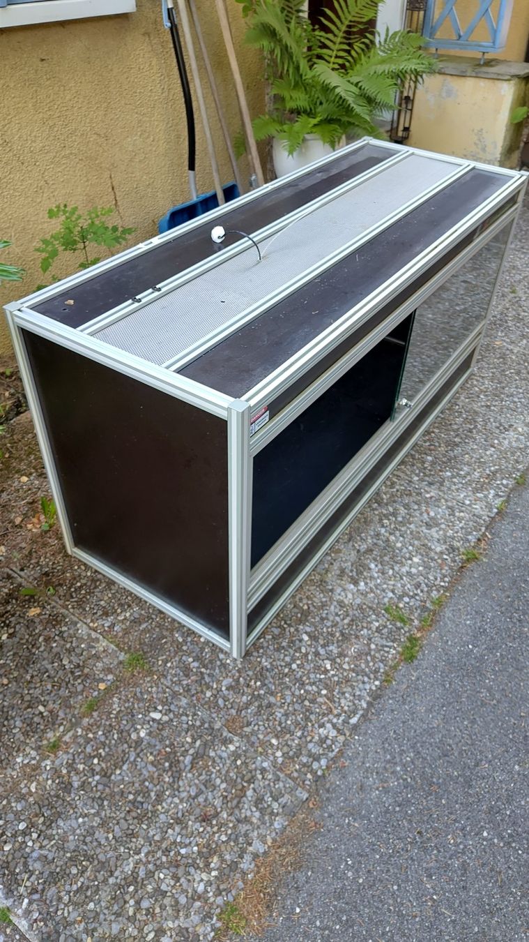 Terrarium: Terrarium 160x60x75 – Gebraucht aus Lausanne von erw_qh8b 1