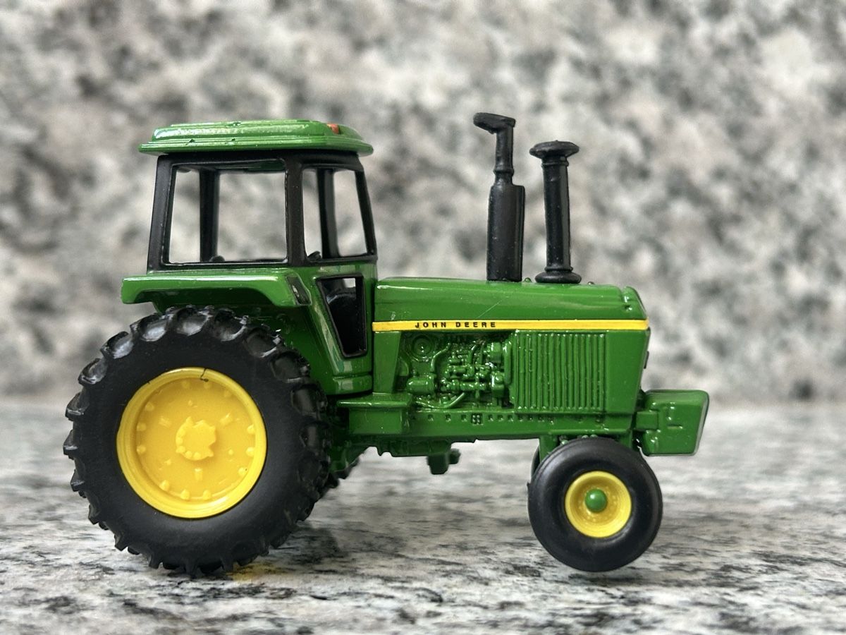Tracteurs: John Deere – Neuf (Voir description) à Horw par Tigercat635