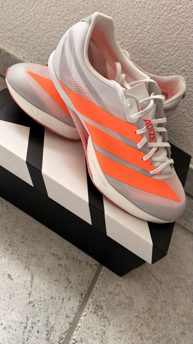 Adidas Scarpe da uomo: Adidas Adizero Prime SP 4 – Nuovo (secondo la descrizione) da Zäziwil venduto da sanamey