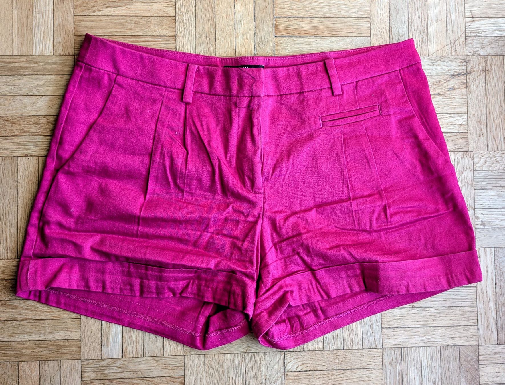 H&M Pantaloni: Short/ Hotpants pink Gr. 38 – Nuovo (secondo la descrizione) da Grüningen venduto da mangaka