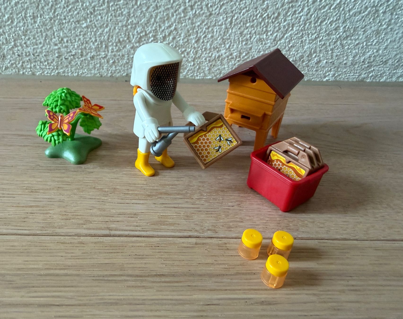 Playmobil Giocattoli: Playmobil 6818 Imkerin – Usato da Aarau venduto da Ahoffa 2