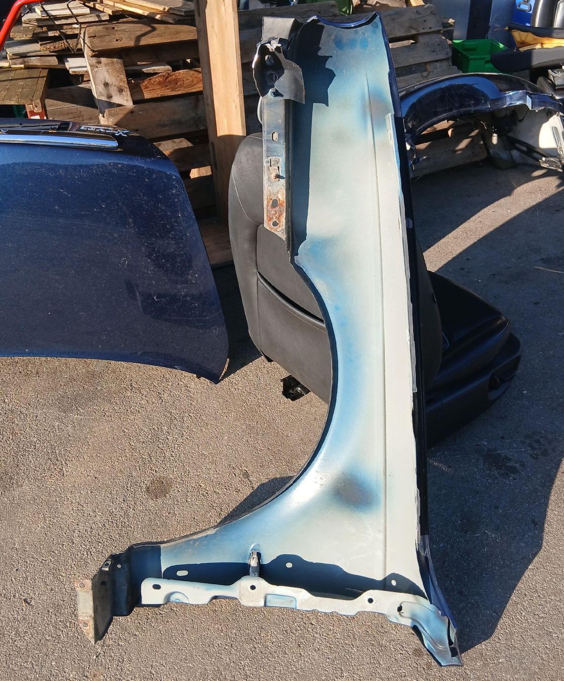 Jaguar Tutti pezzi di ricambio auto: Aile droite Jaguar X-Type – Usato da la heutte venduto da Auto-stock 1