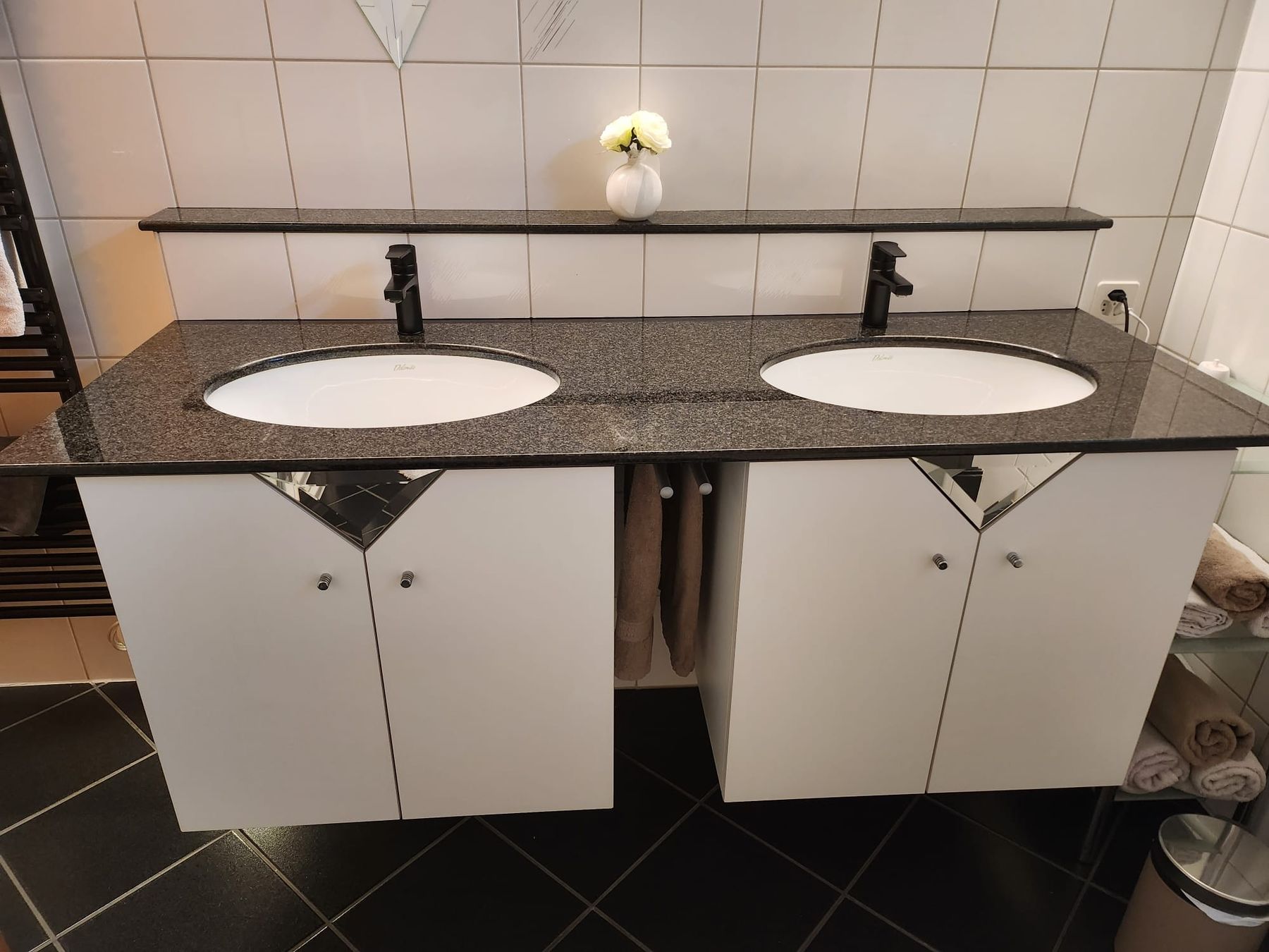 Eviers & lavabos: Badzimmermöbel – D'occasion à Kriegstetten par Stwoki