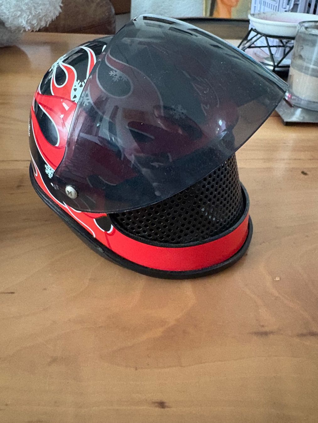 Sveglie: Réveil en forme de casque de moto – Usato da Lausanne venduto da reb_vpy7