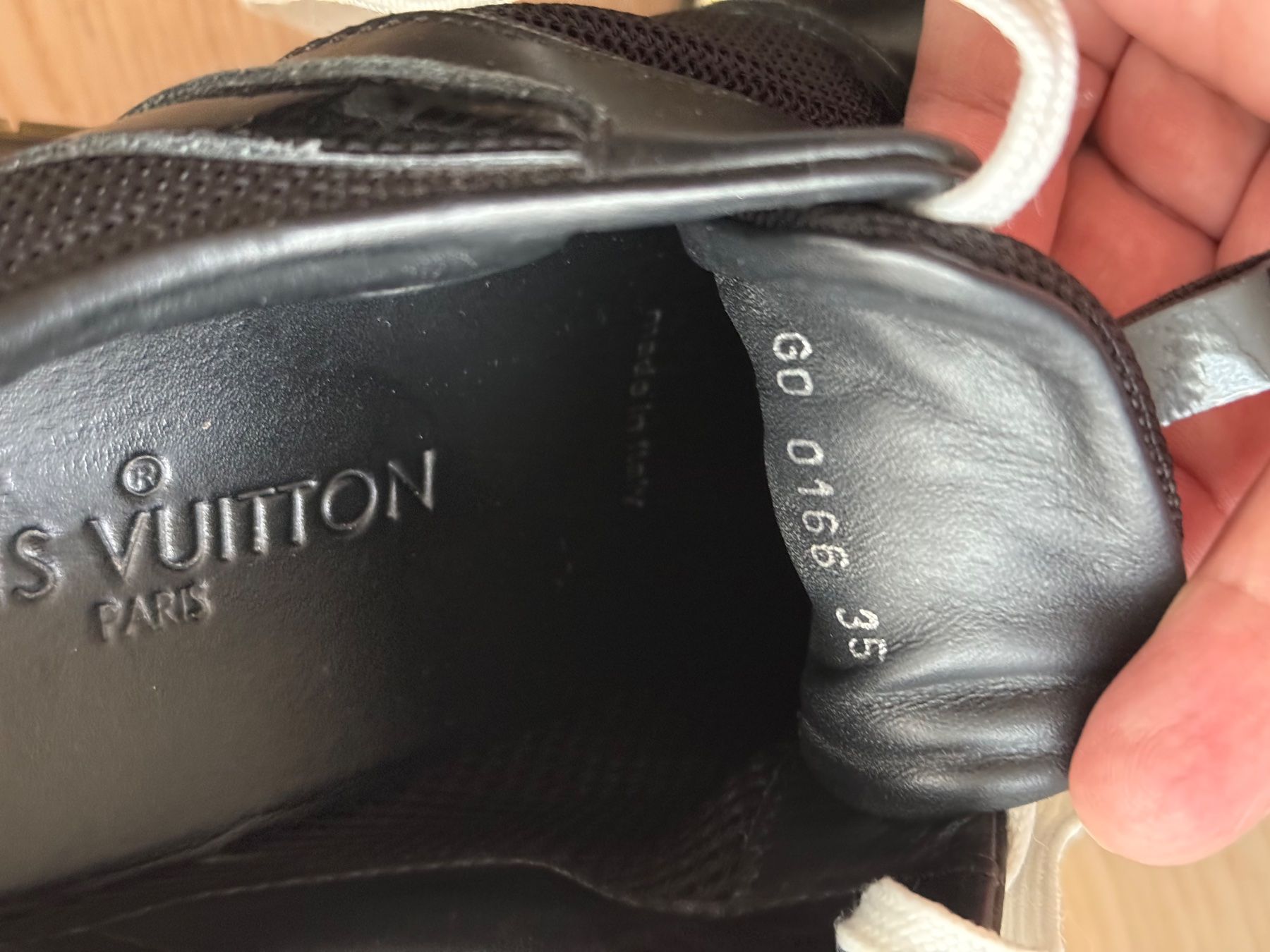 Louis Vuitton Scarpe da donna: Louis Vuitton Sneakers – Usato da Reinach AG venduto da BisMad3 7