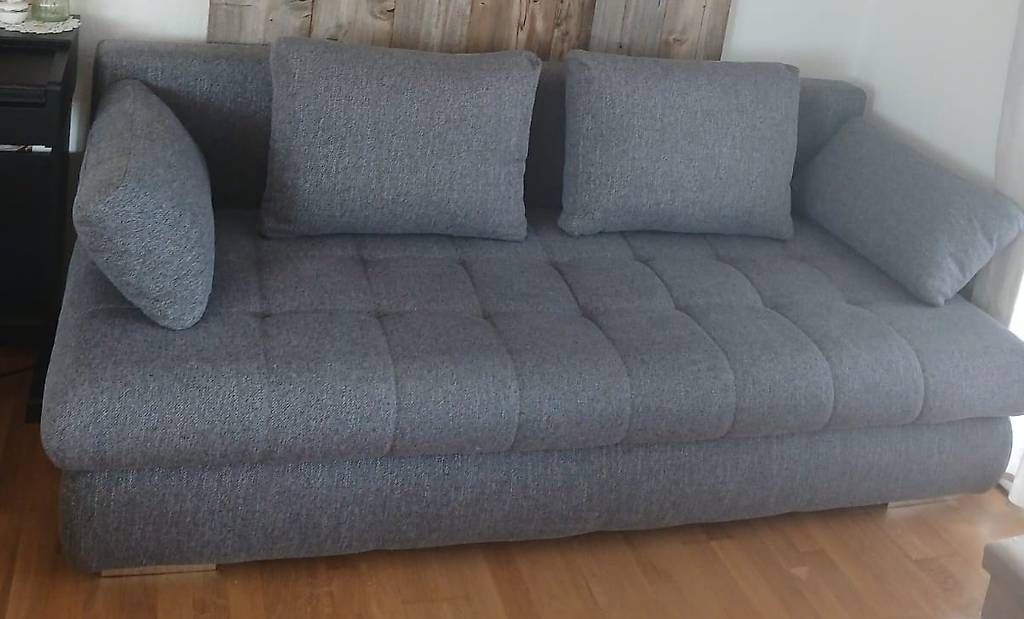 Sofas: Sofa Stoff, Bettsofa – D'occasion à Grosswangen par Spieler10