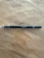 Chanel le crayon khôl rouge noir 17