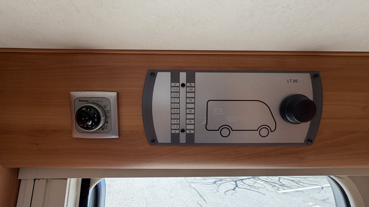 Hymer Veicoli da campeggio: Wohnmobil Hymer 512 Whiteline – Usato da Oberdiessbach venduto da Muck1975 5