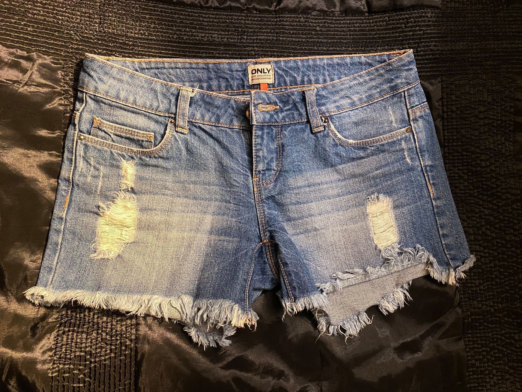 Only Jeans: Only jeans shorts 2pairs – Usato da Zürich venduto da Yuece 2