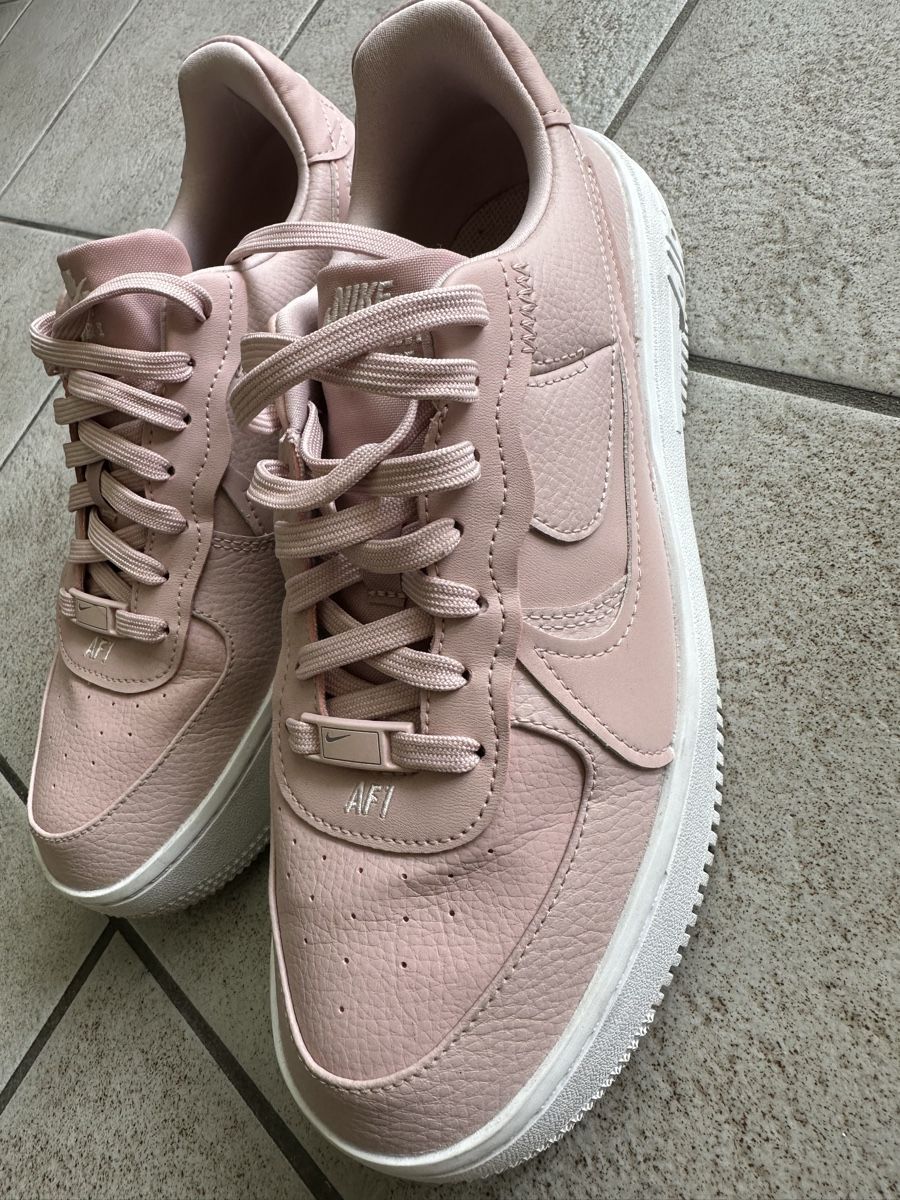 Nike Scarpe da donna: Nile Air Force 1 rosa Gr 41 – Usato da Sierre venduto da Tracy83