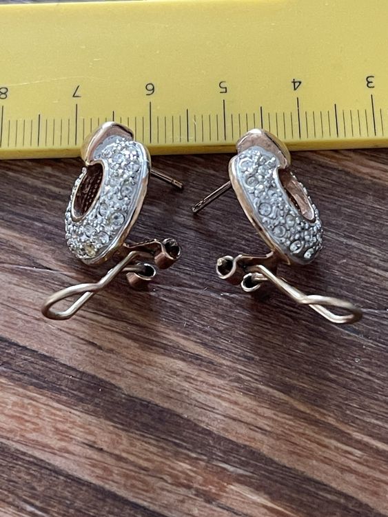 Ravissante paire de boucles d'oreilles en plaqué or avec poinçon Vintage Chic - Montres & Bijoux