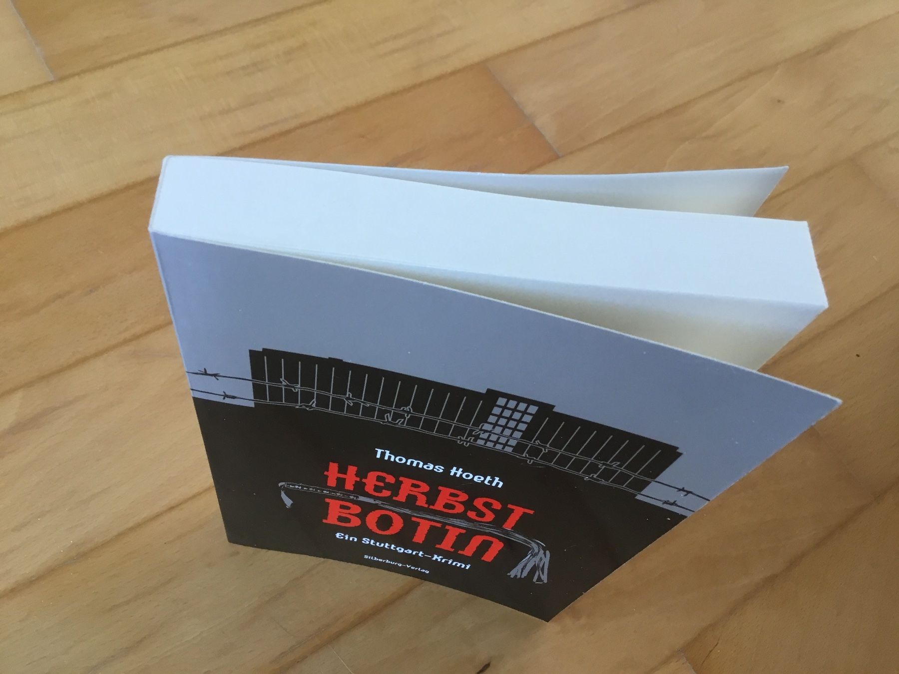 Libri: Herbst Botin: Stuttgart-Krimi von Thomas Hoeth – Usato da Kerzers venduto da Georges3210 2