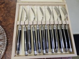 Besteckkasten mit Inhalt 