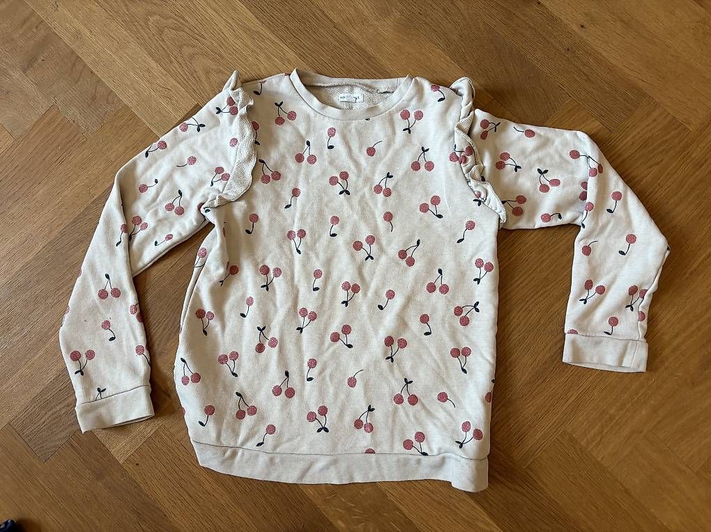 Lotti & Set di vestiti: Mädchen Kleiderpaket, Grösse 146/152 Herbst – Usato da Basel venduto da caroleamshoppen 1