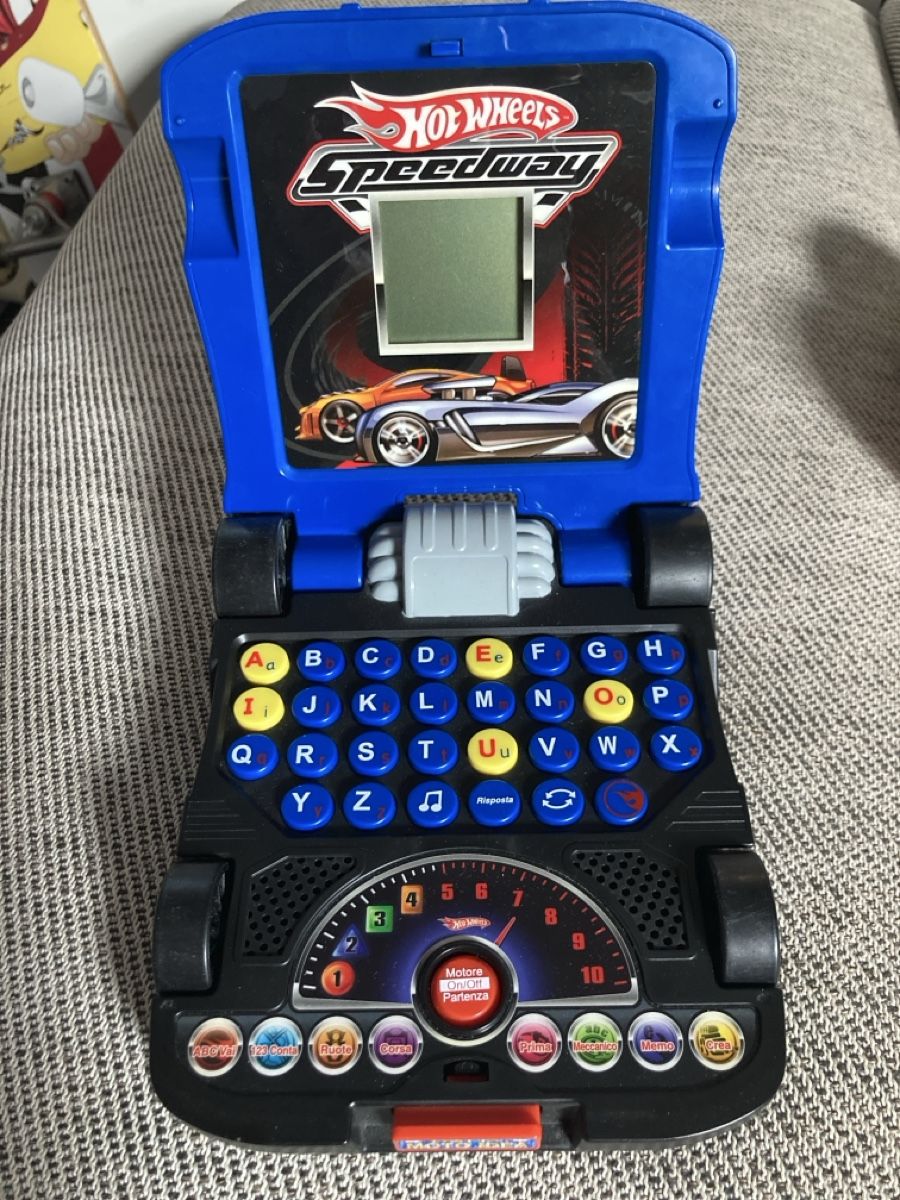 Hot Wheels Giocattoli: Laptop Hot Wheels Rare – Usato da Neuchâtel venduto da Tradeboi 2