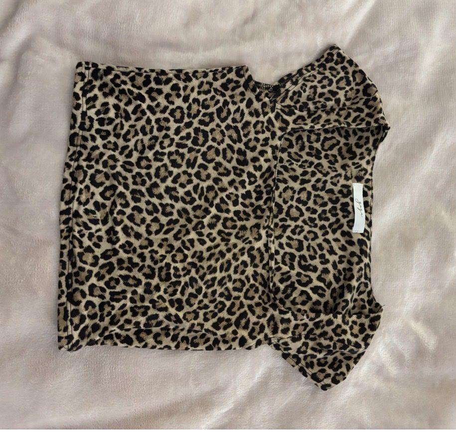 Top: Leopard print top size xs – Usato da Steinhausen venduto da zgo_6dc6