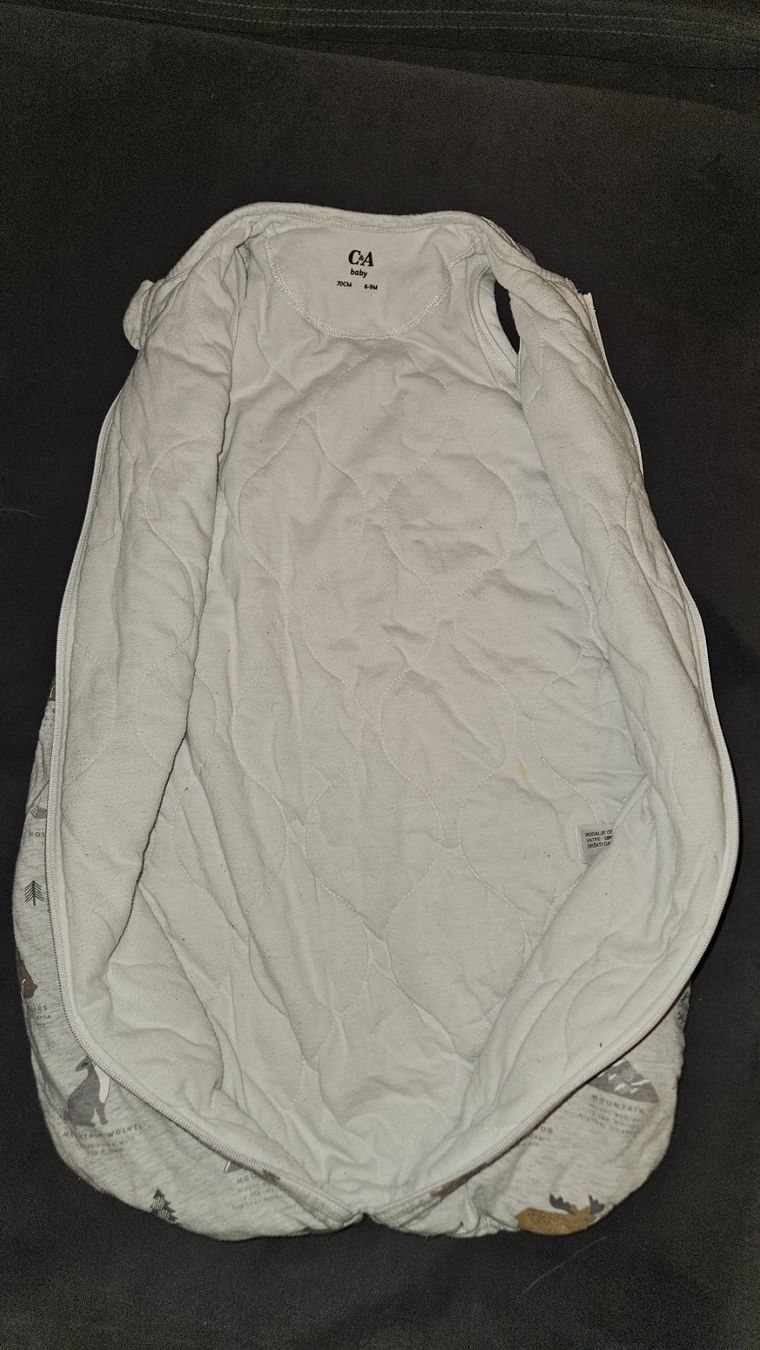 C&A Pyjamas & Ähnliches: Gigoteuse bébé 6-9 mois – Gebraucht aus Neuchâtel von Vflash 1