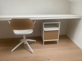Ikea FJÄLLBERGET Konferenzstuhl und BEKANT Schubladenmöbel