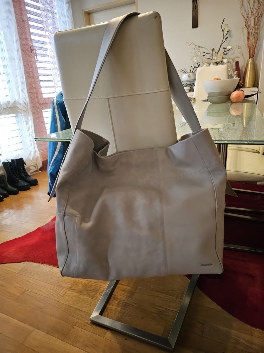 Calvin Klein Borse da donna: Calvin Klein Handtasche – Usato da Luzern venduto da Edii025 9