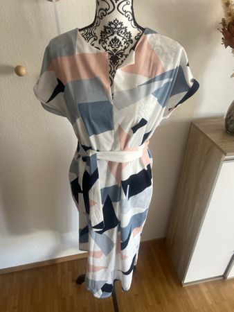 Damen Kleid mit Muster in Weiss Blau Rosa Grösse M