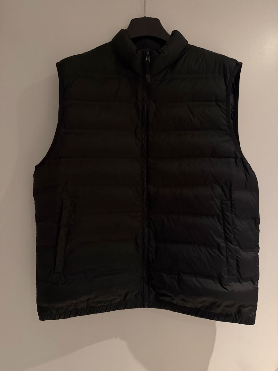 Gilet & Giacche: Steppweste von ZARA  – Nuovo e nell'imballaggio originale da Tennwil venduto da Zaylaaa