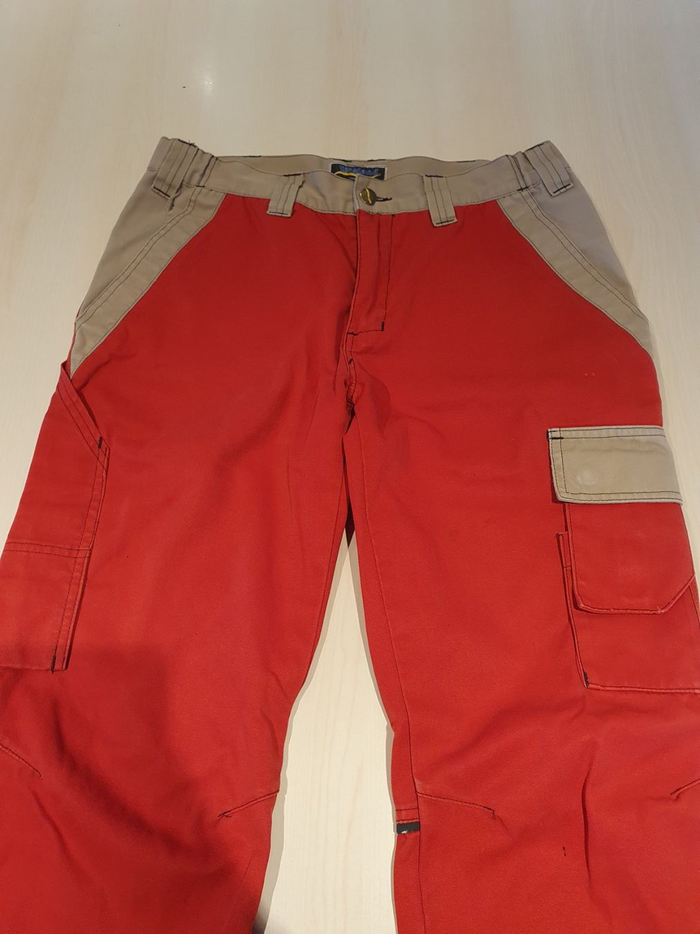 Wikland Pantaloni: Hr. Arbeitshose rot/ beige – Usato da Bärau venduto da schneider_lein 2
