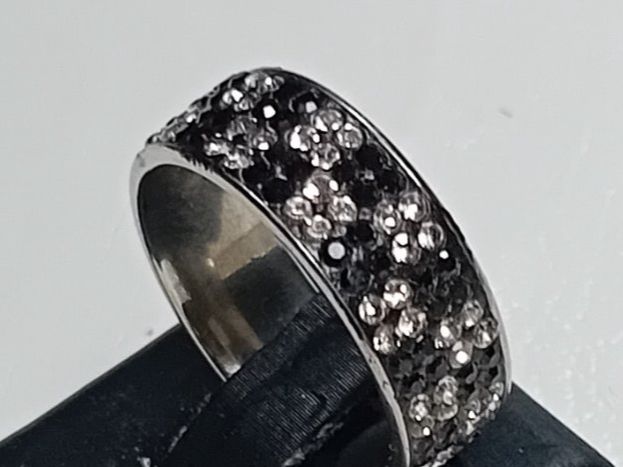 Anelli: ring edelsthal mit kristall,,,glanzig – Nuovo (secondo la descrizione) da Basel venduto da bij_5hqd