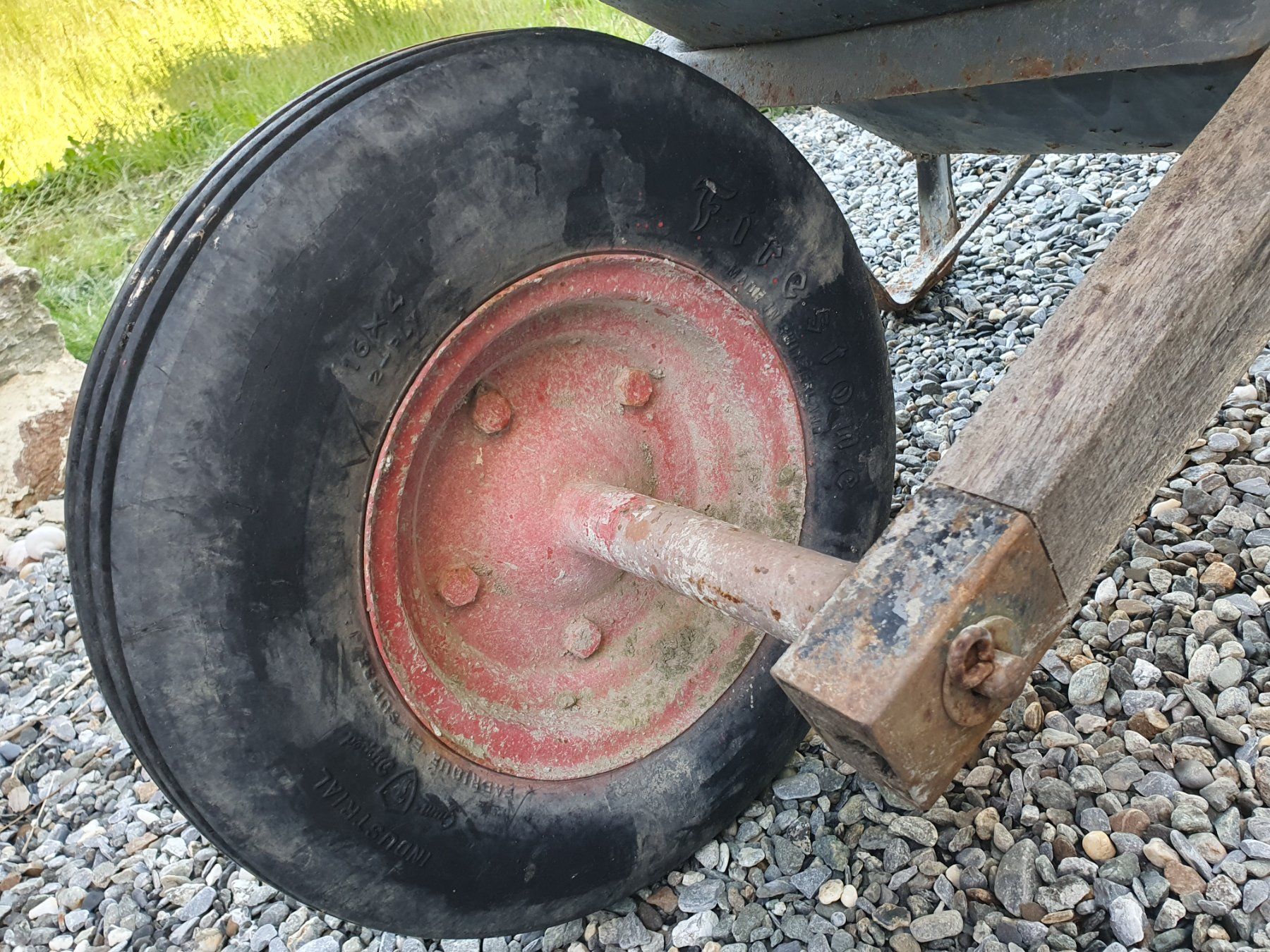 Schubkarren: Brouette vintage – Defekt aus Finhaut von sof_j2wn 3