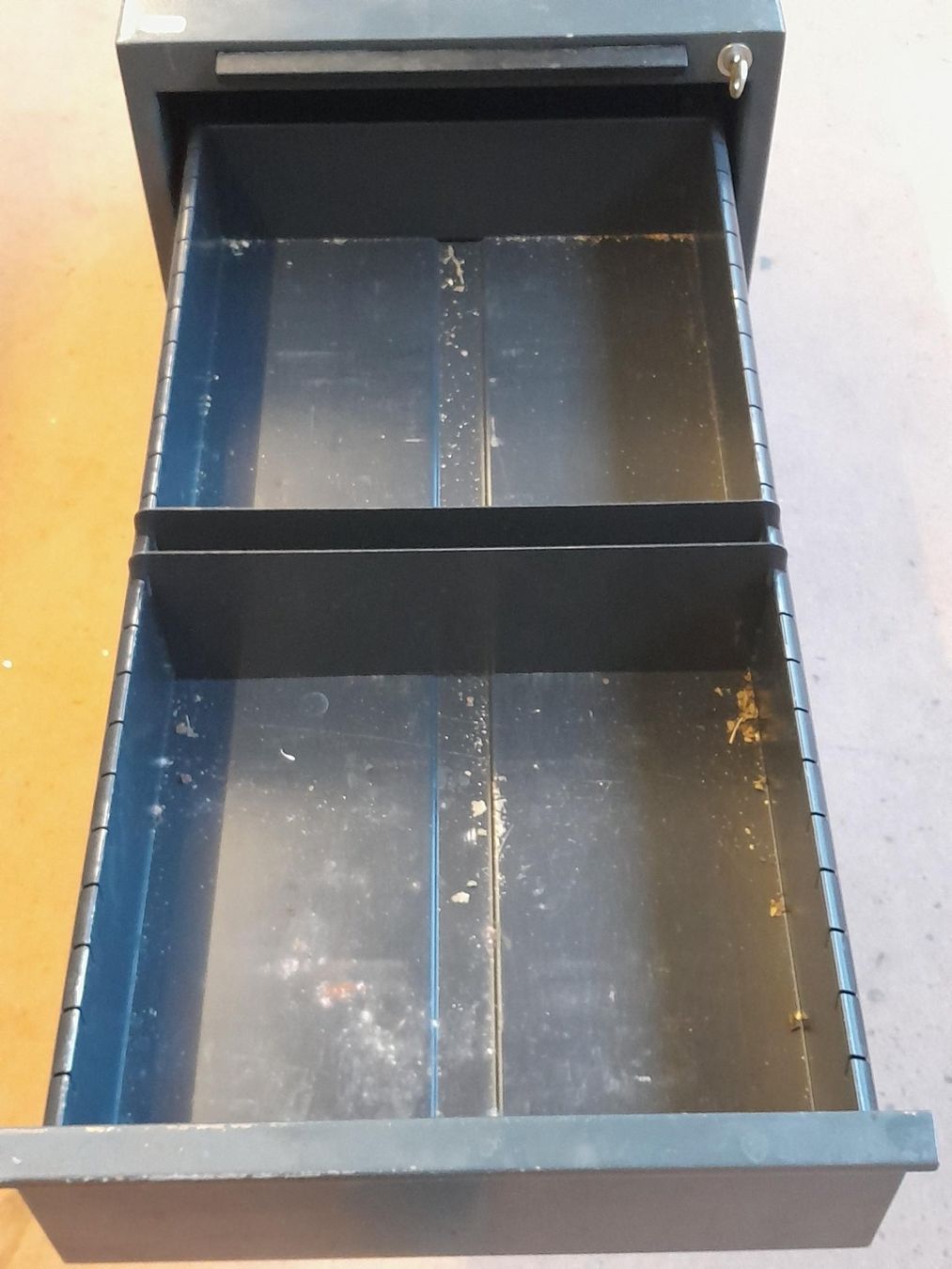 Korpus: Rollkorpus Metall – Gebraucht aus Rümlang von BKCH 3