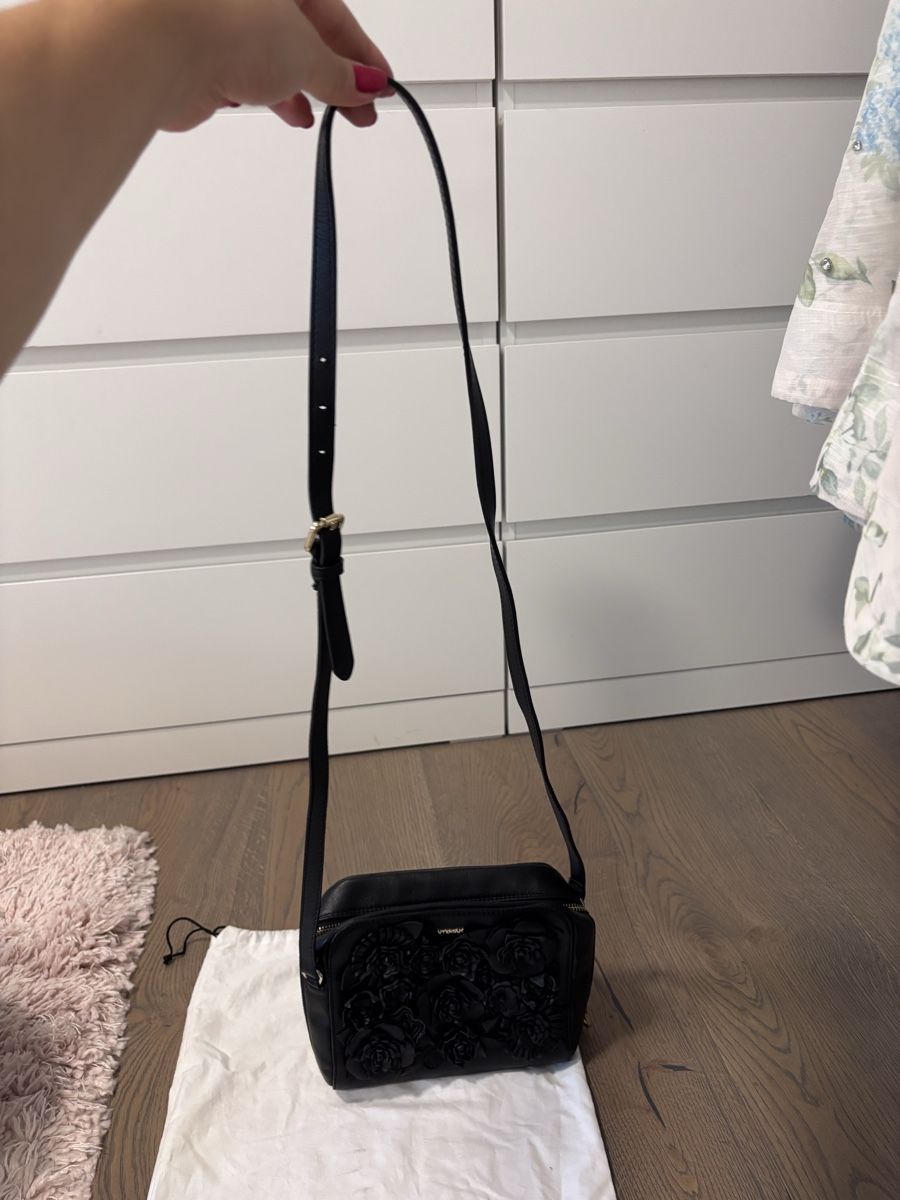 Taschen für Damen: Uterqüe Tasche – Gebraucht aus Wetzikon ZH von Deba26 1
