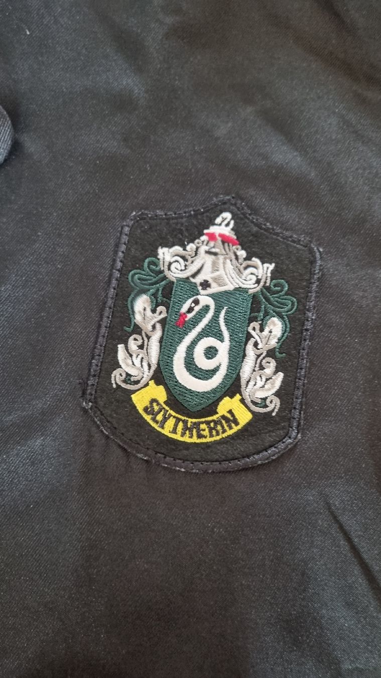 Costumi: Umhang Harry Potter / Slytherin – Usato da Zürich venduto da jil_l6mm 2