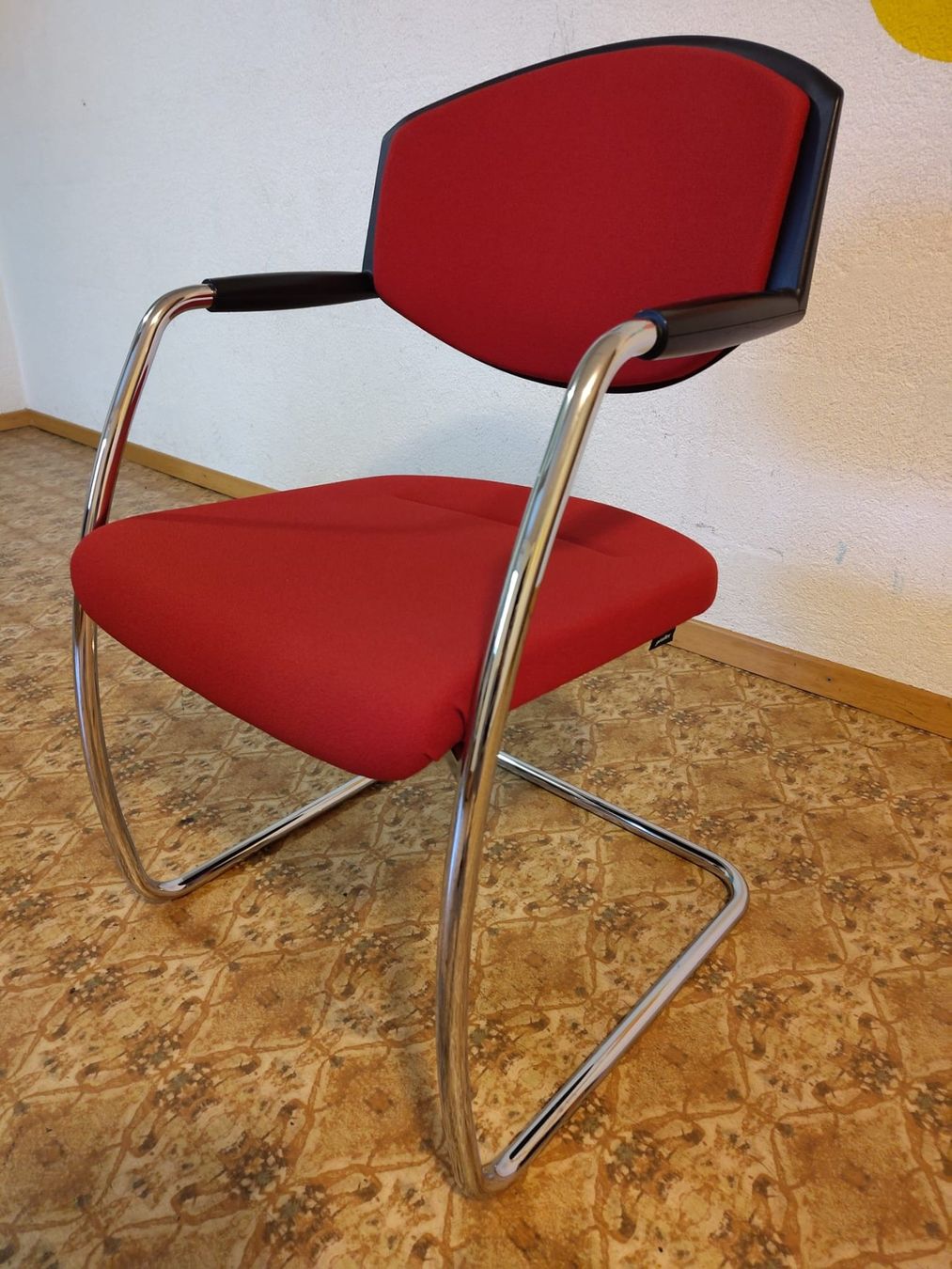 Giroflex Sedie: 3 Freischwinger Bürostühle  Giroflex – Usato da Beromünster venduto da Klaroergeli