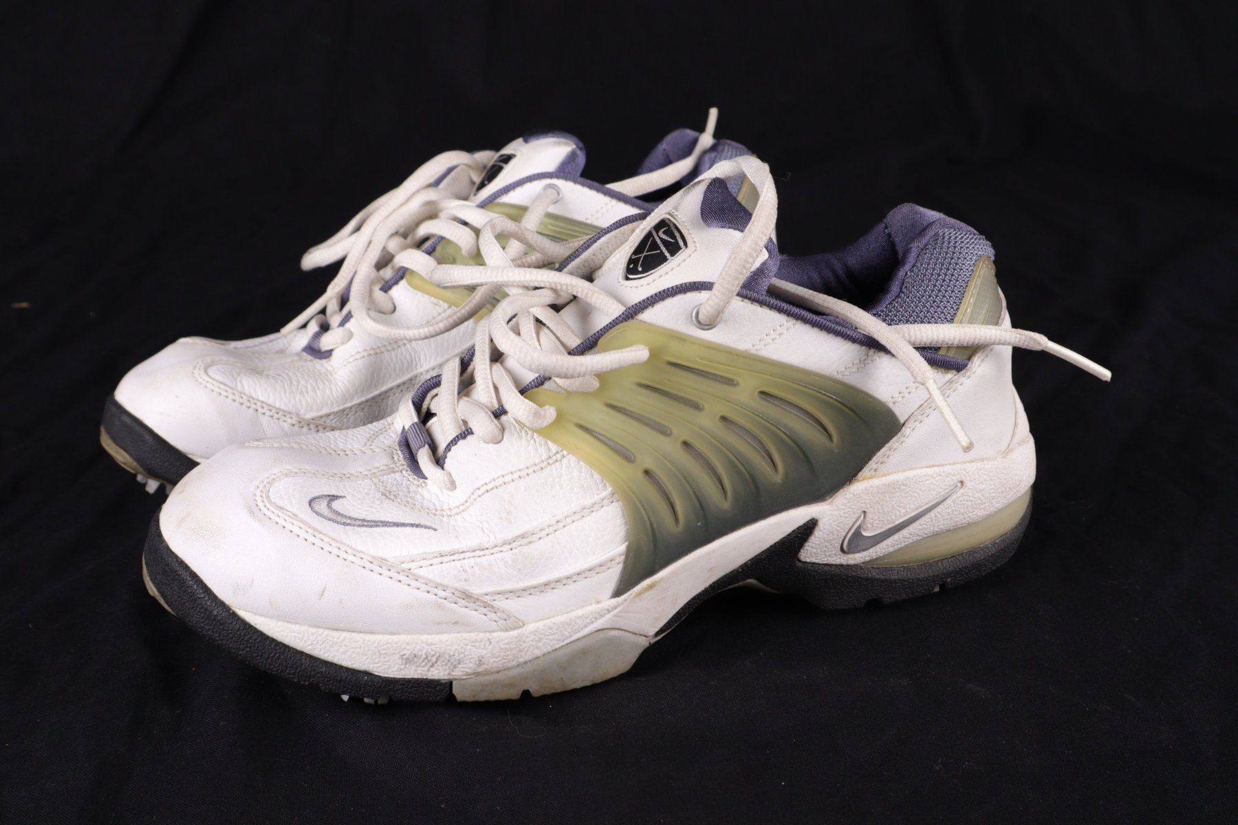 Nike Scarpe da donna: NIKE Air Golf Damen 37.5 – Usato da Volketswil venduto da brockipfannenstil