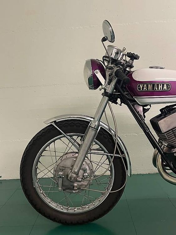 Yamaha R5 350 Veteran, auch bekannt unter Yamaha RD350 (Usato) a