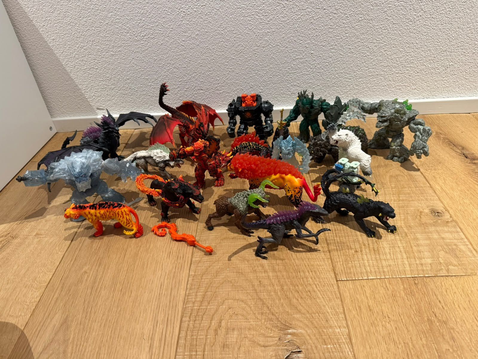 Schleich Statuette: Schleich Eldrador - Set mit Drachen & Monstern – Usato da Neerach venduto da Locito02