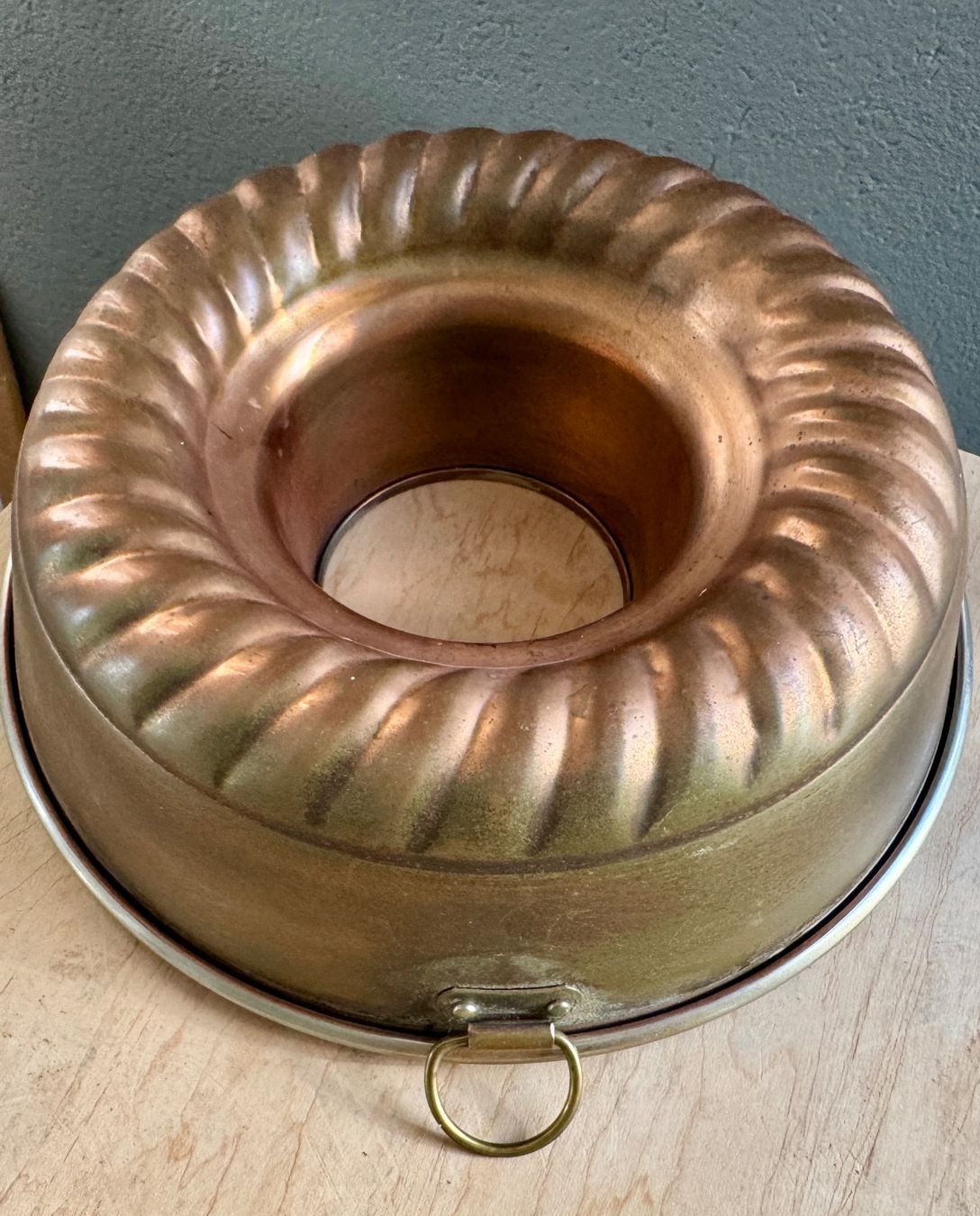 Teglie da forno: Alte Backform aus Kupfer Ringform Form 22.5 cm – Usato da Rothrist venduto da Luckywinner