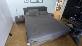 Bett Kalbarri 160x200 mit Nachtkommoden und Matratze
