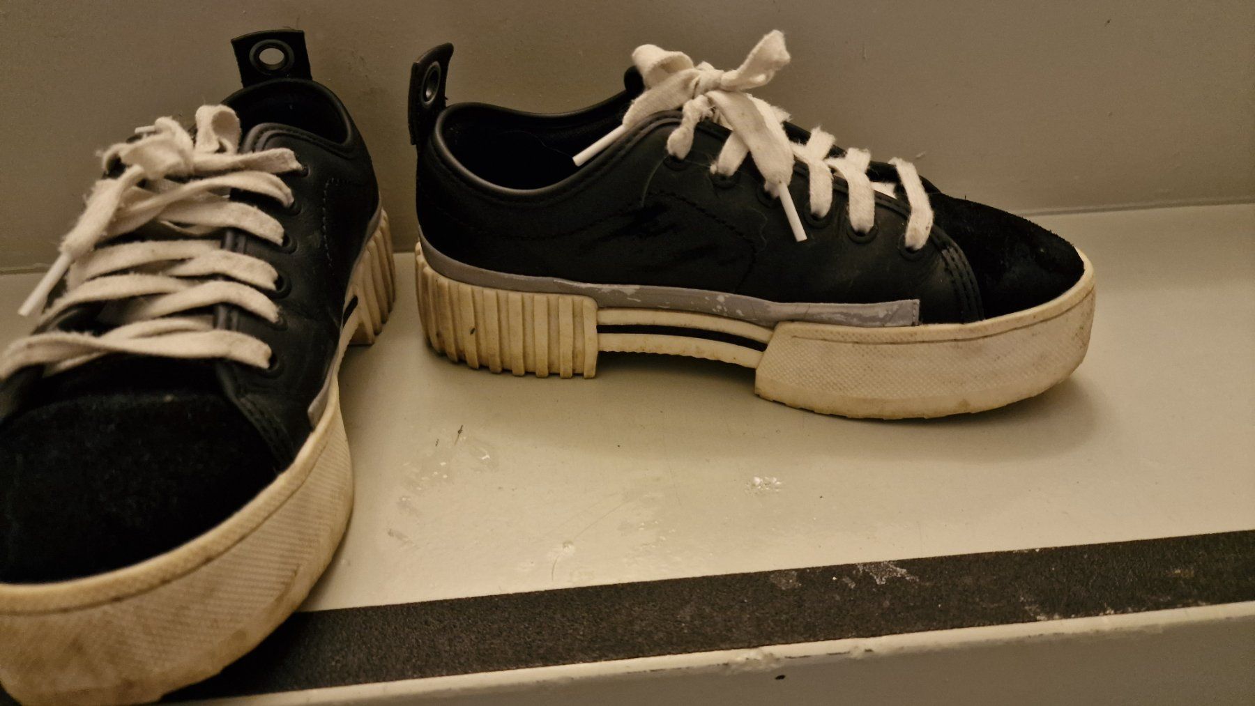 Diesel Scarpe da donna: Sneakers, Diesel, Gr. 36 – Usato da Rütihof venduto da tweedy123