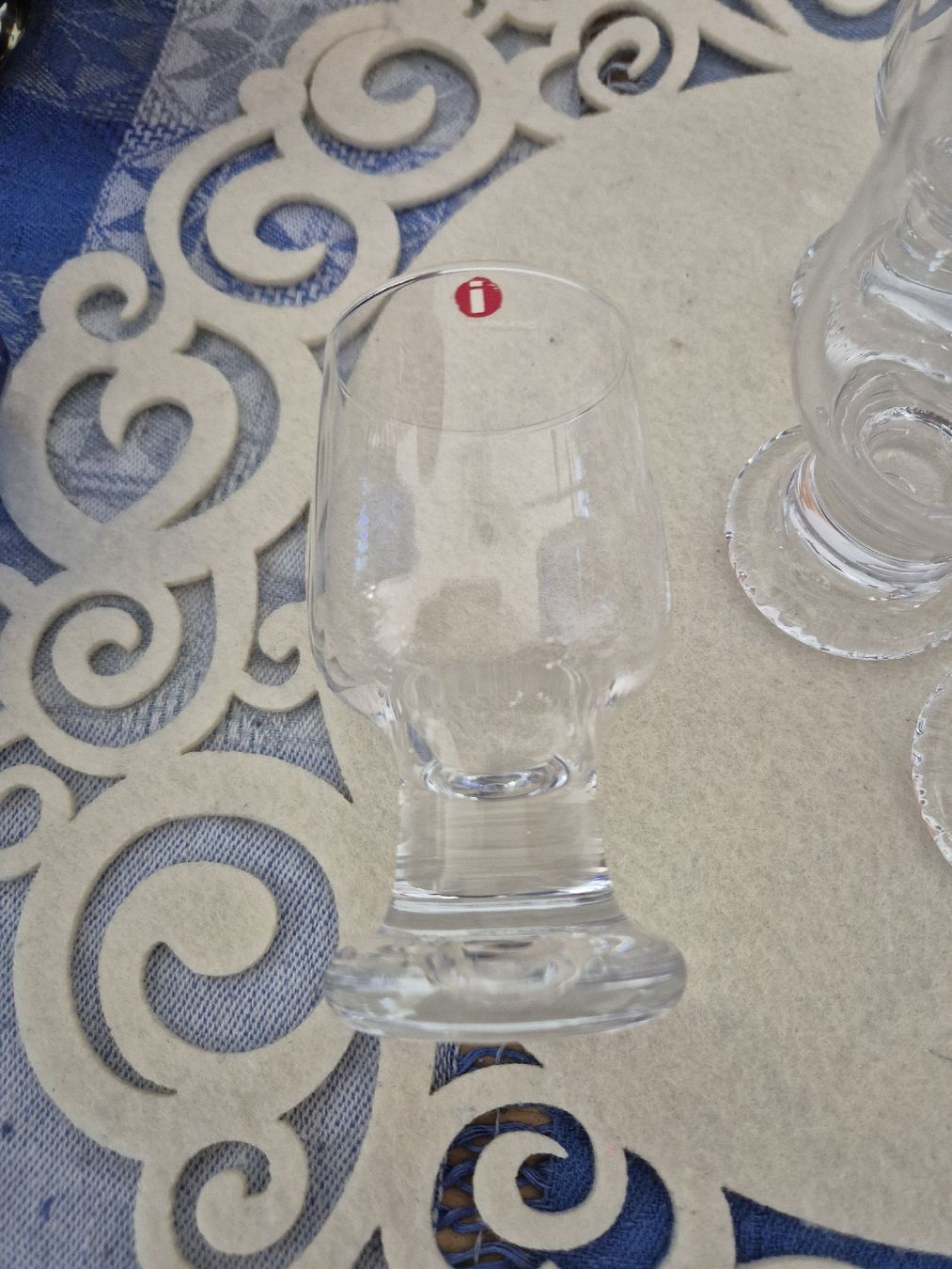 Iittala Bicchieri: Iittala Joiku Sherrygläser / Schnapsgläser – Usato da Oberdiessbach venduto da Finland1977 4