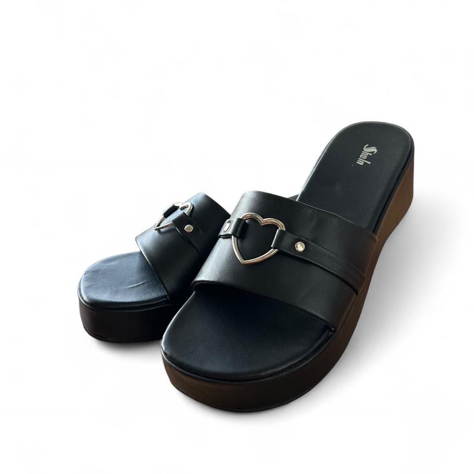 Shein Scarpe da donna: Black heart platform sandals, size 40 – Nuovo e nell'imballaggio originale da Winterthur venduto da hachiscutecloset 4