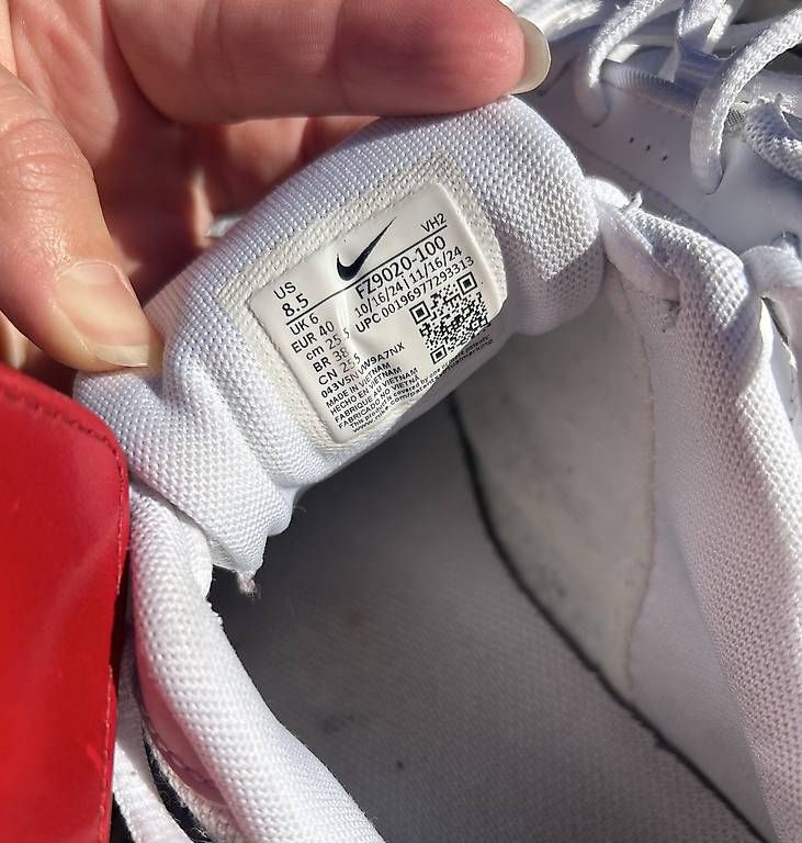 Scarpe da uomo: Nike Gr.40 – Usato da Allschwil venduto da Siljo1 2
